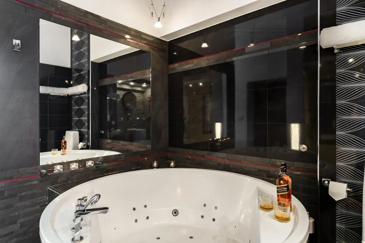 Aparthotel Komorowski Luxury Guest Rooms Krakow