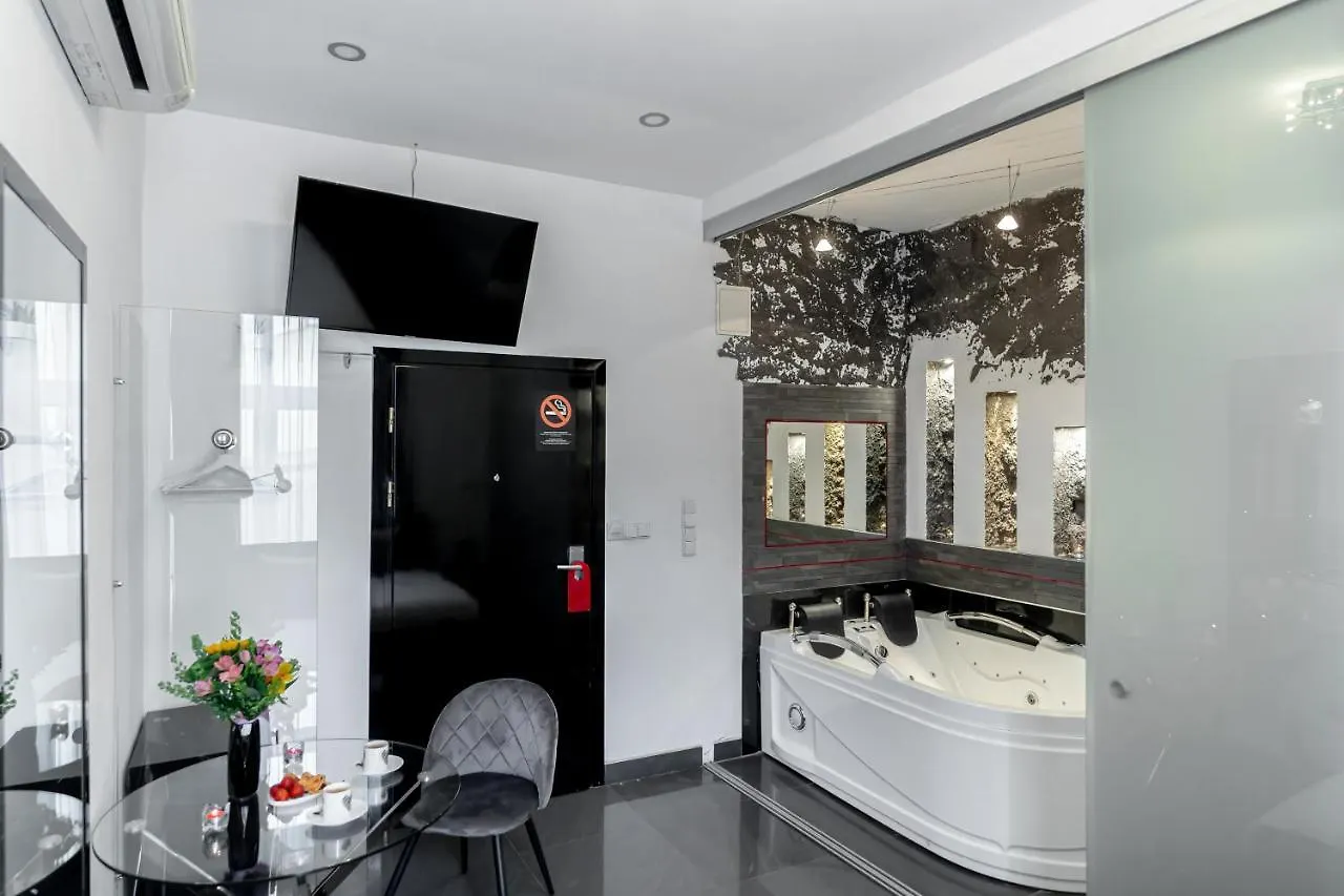 Komorowski Luxury Guest Rooms Krakau Aparthotel