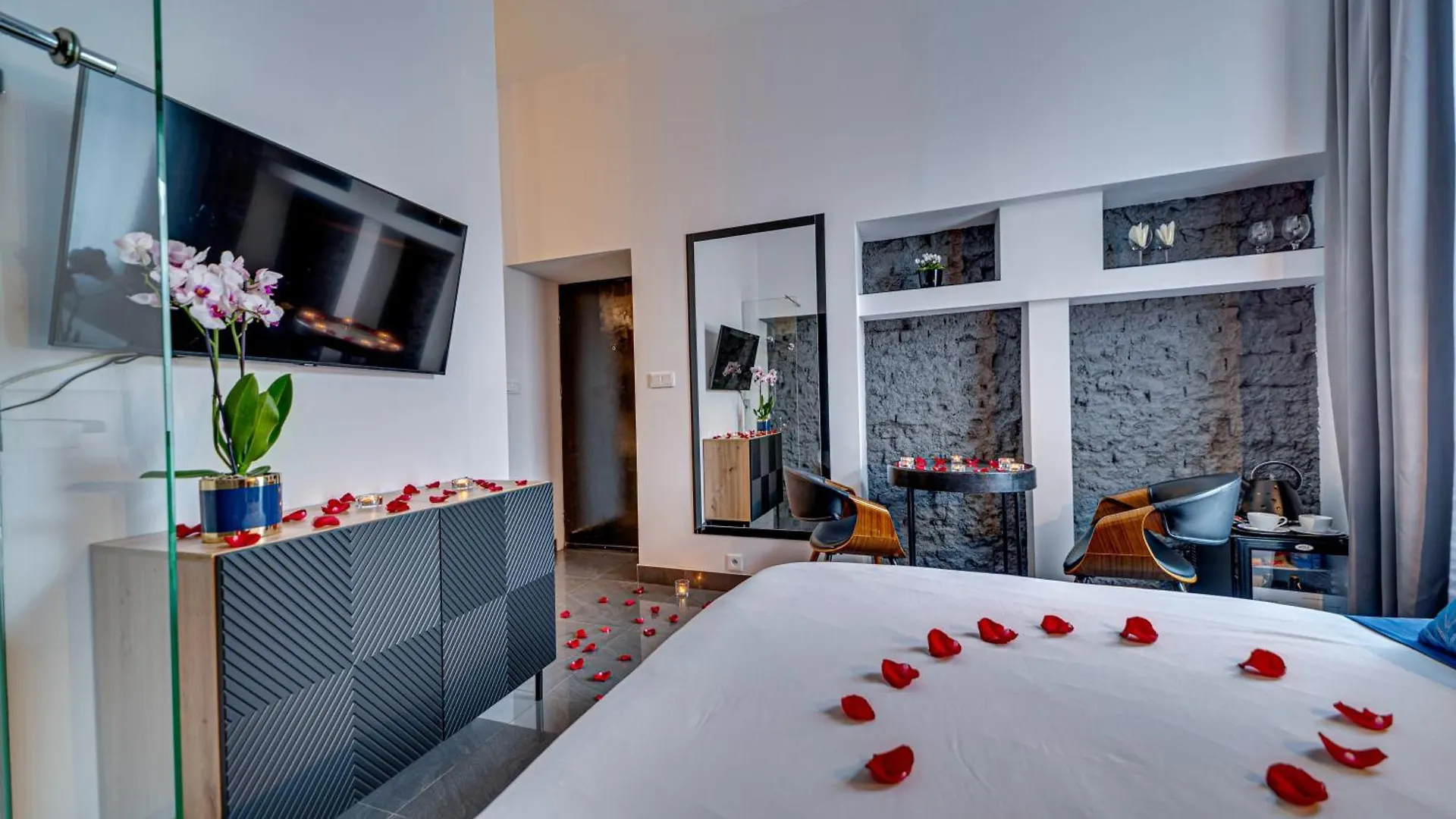 **** Aparthotel Komorowski Luxury Guest Rooms Krakau Polen