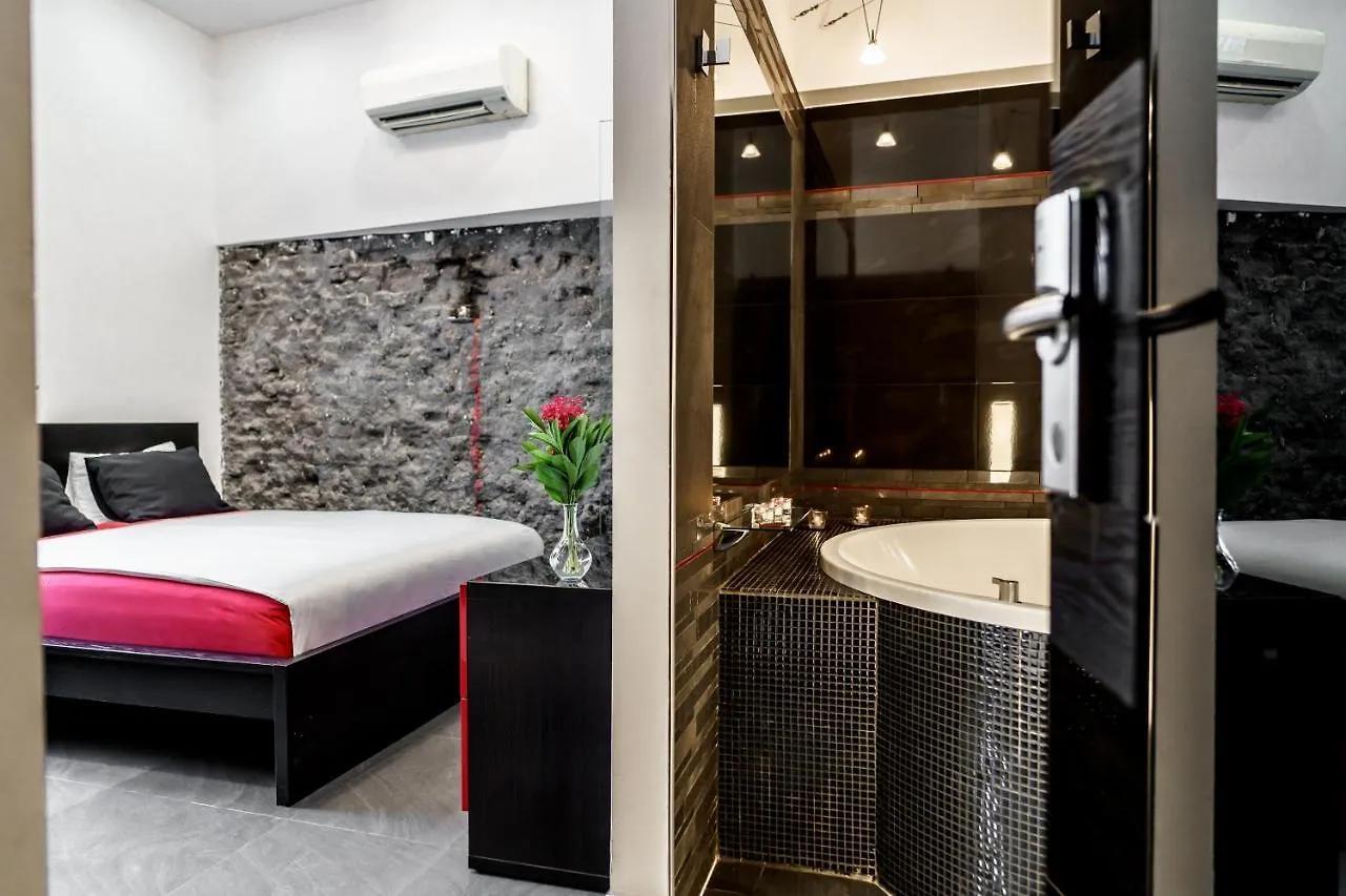 Komorowski Luxury Guest Rooms Cracovia Apartahotel