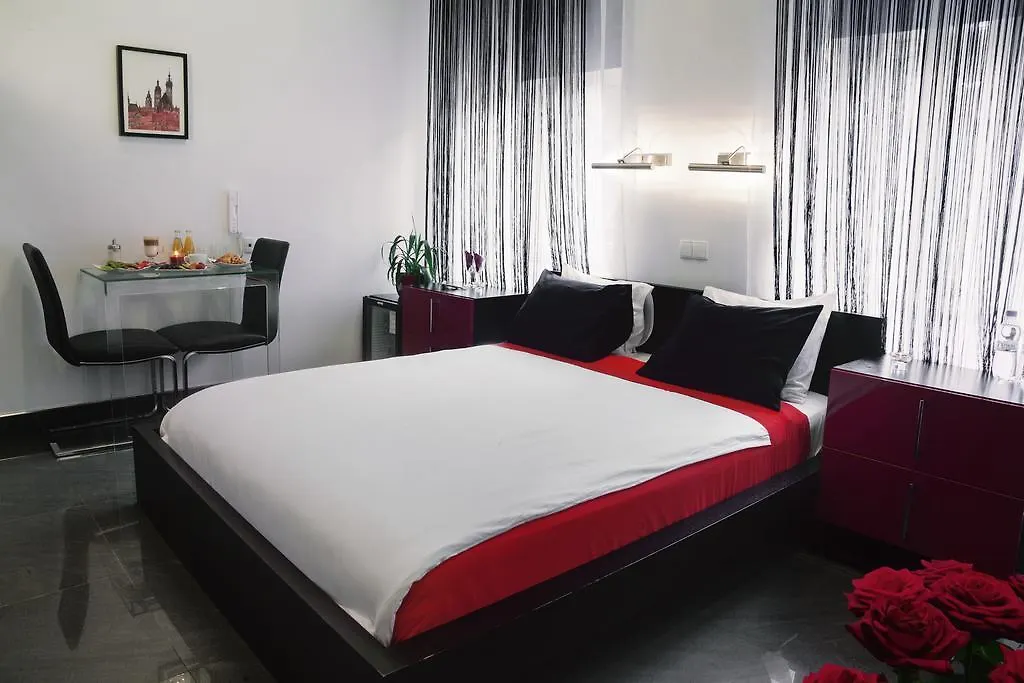 Komorowski Luxury Guest Rooms Krakow 4*,  Poland