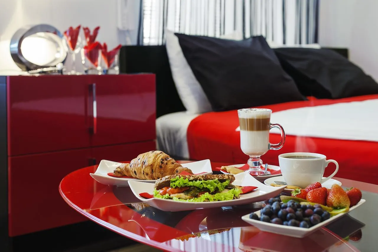 Komorowski Luxury Guest Rooms Krakow Poland