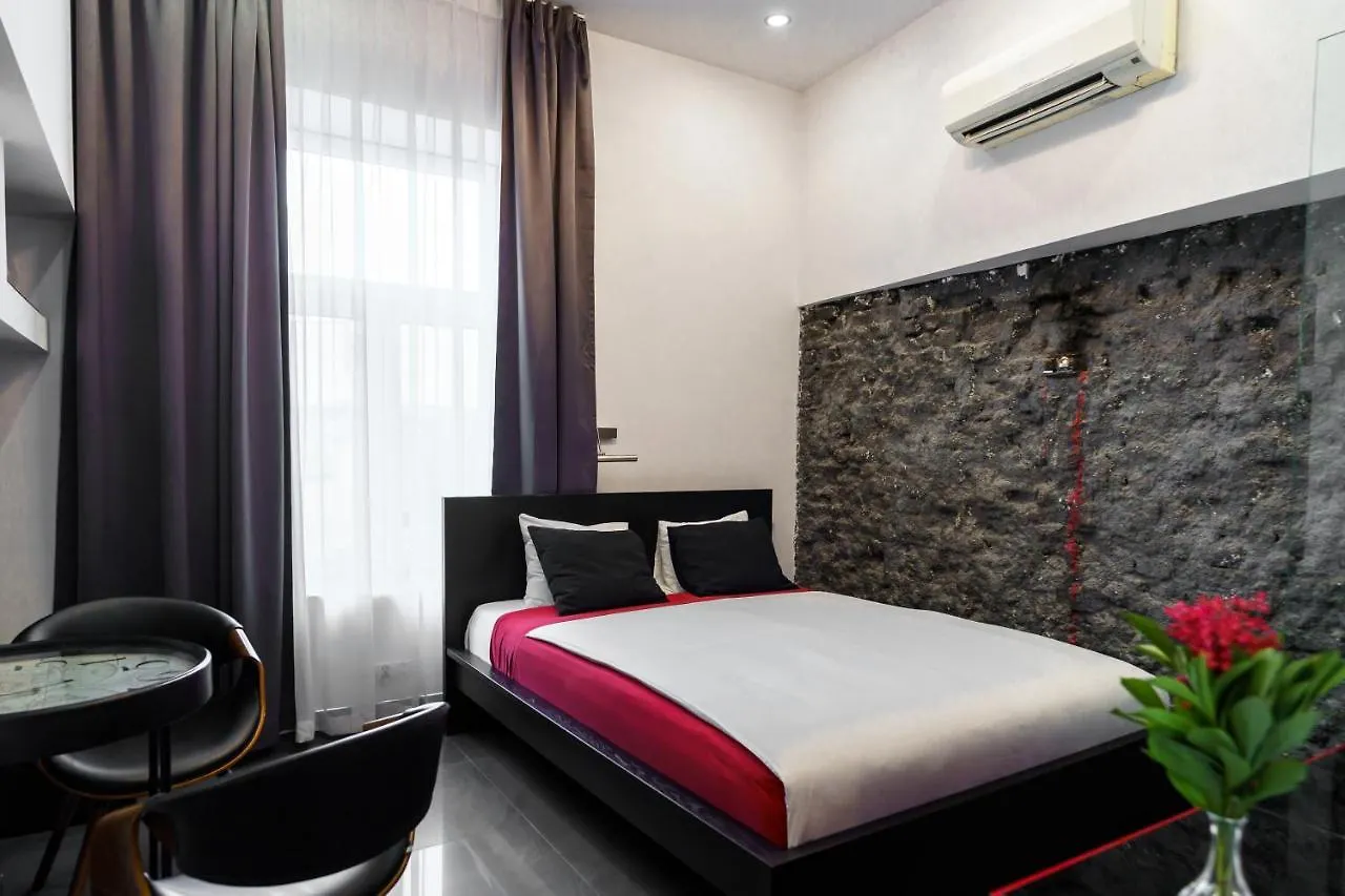 Komorowski Luxury Guest Rooms Krakow Aparthotel